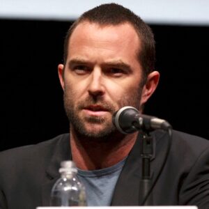 Sullivan Stapleton